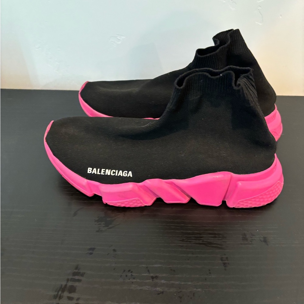 Balenciaga Black and Pink Sock Speed Trainers Size 9 - Picture 3 of 4